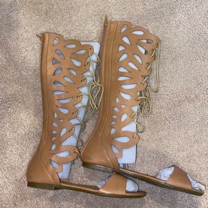 Trallie Gladiator Lace Up Sandals Size 9